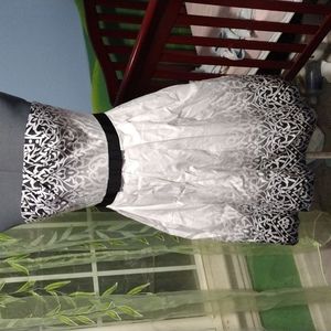 White house black market dress size 2